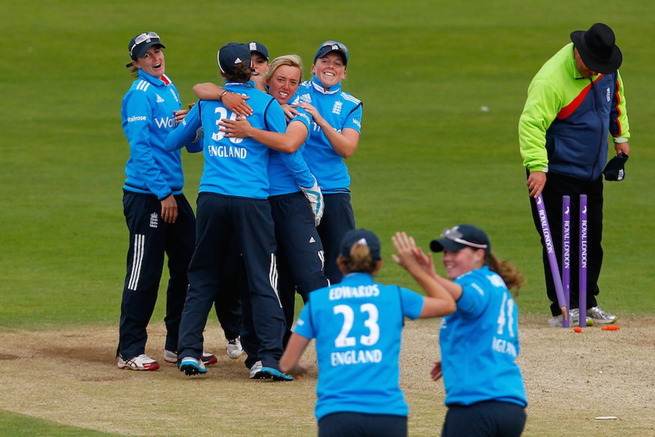 Danielle Hazell is congratulated after taking the last wicket, England v India, 2nd women's ODI, Scarborough, August 23, 2014