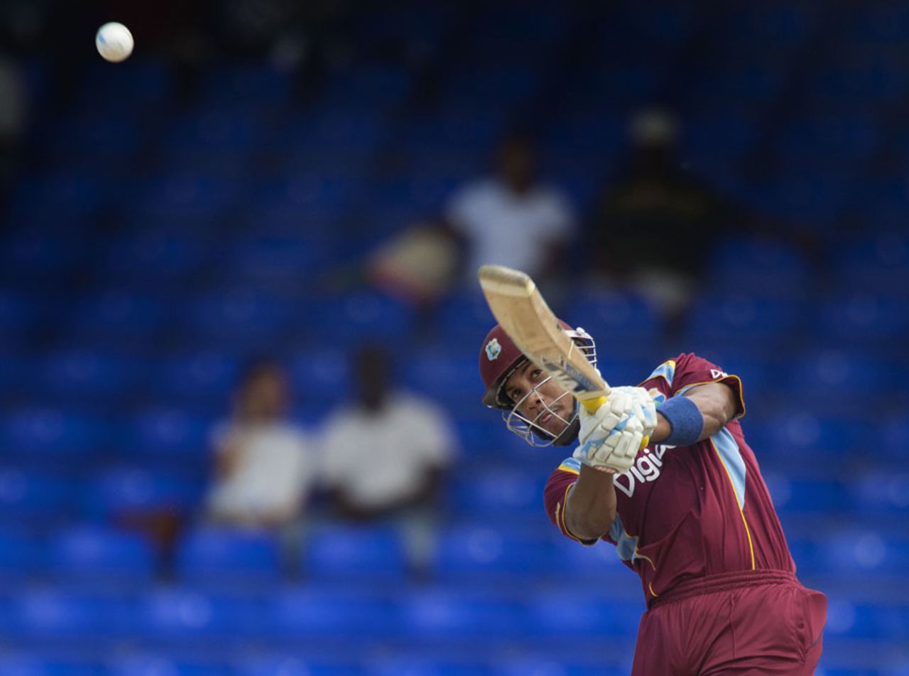 Lendl Simmons holed out at mid-off, West Indies v Bangladesh, 3rd ODI, Basseterre, St Kitts, August 25, 2014