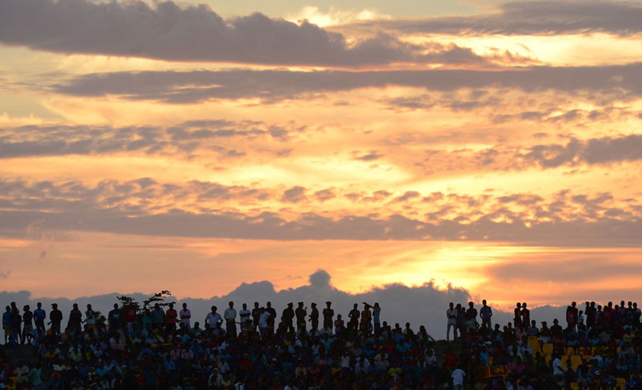 The spectators watch the action in a picturesque setting, Sri Lanka v Pakistan, 2nd ODI, Hambantota, August 26, 2014