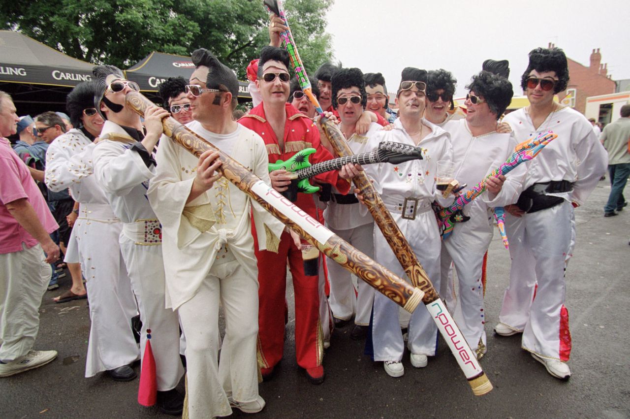 Elvis lookalikes turn up for the first Ashes Test, England v Australia, 1st Test, Edgbaston, 1st day, July 5, 2001