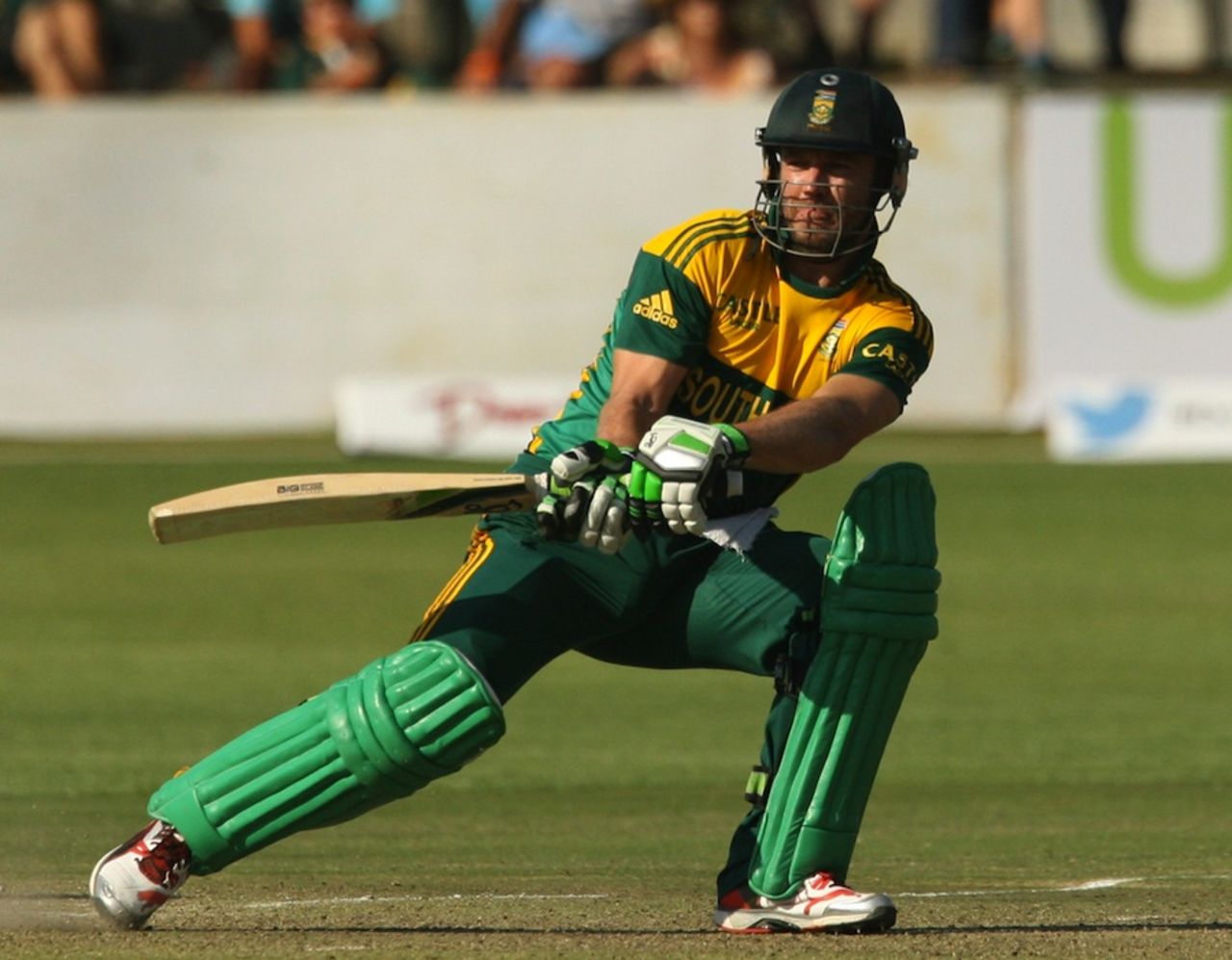 AB de Villiers plays the reverse sweep, Australia v South Africa, tri-series, Harare, August 27, 2014