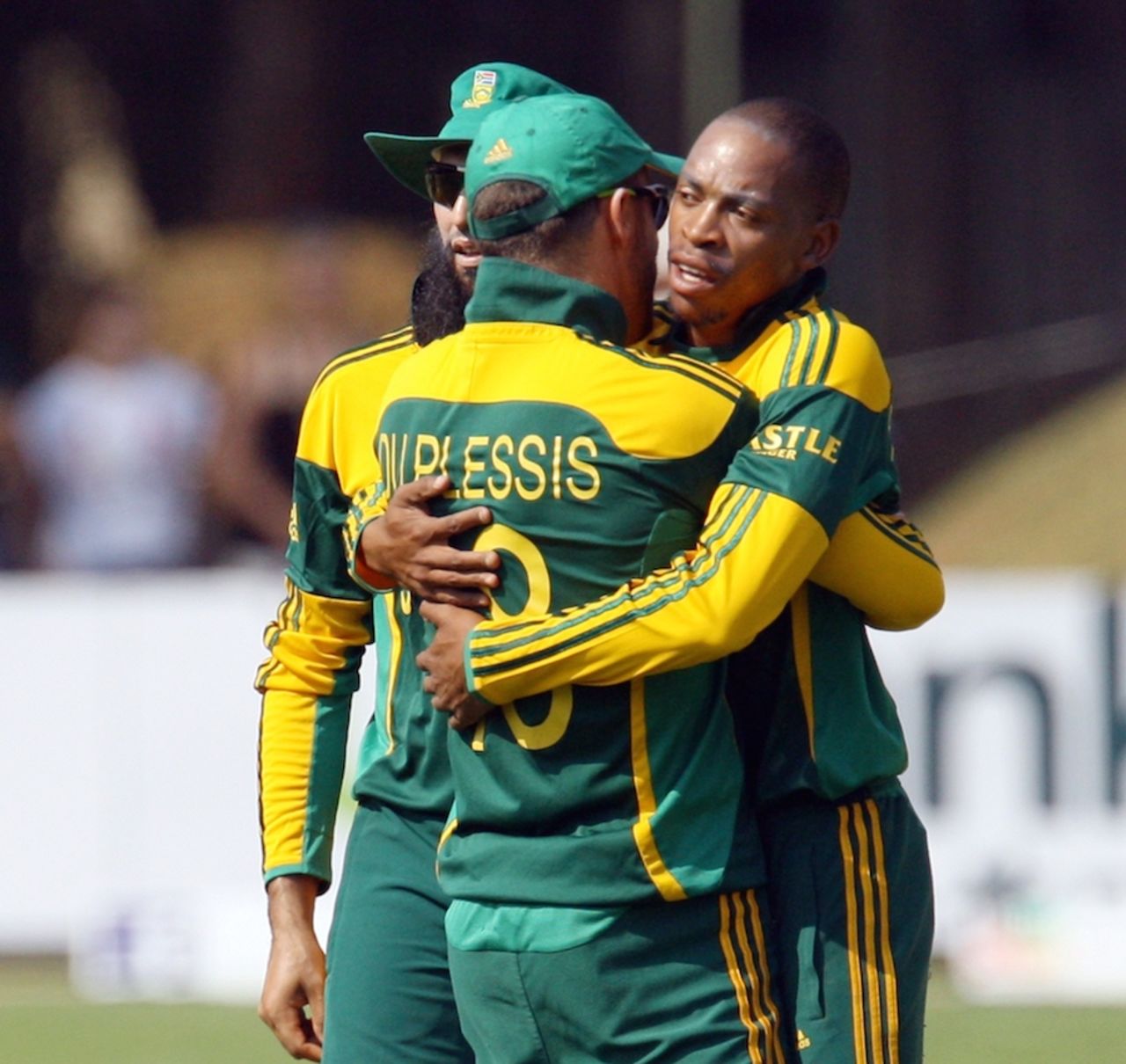 Aaron Phangiso struck twice early in his spell , Zimbabwe v South Africa, tri-series, Harare, August 29, 2014