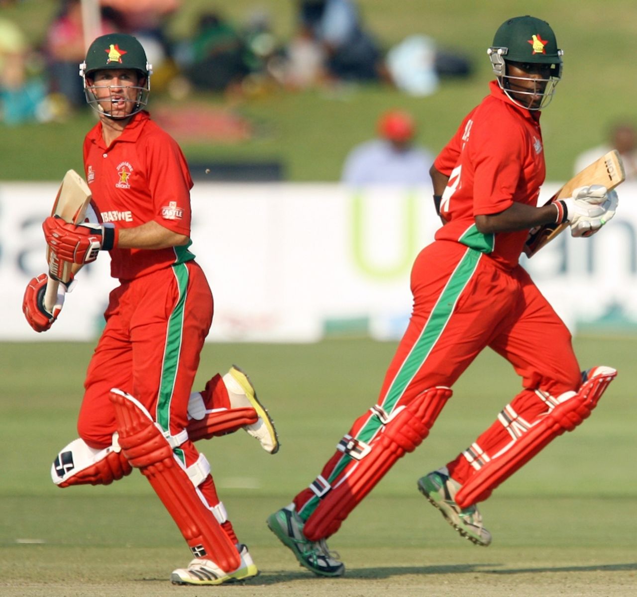 Sean Williams and Elton Chigumbura complete a run, Zimbabwe v South Africa, tri-series, Harare, August 29, 2014
