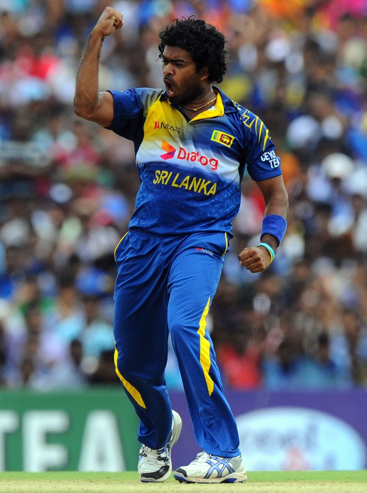 Lasith Malinga bowled a tight opening spell, Sri Lanka v Pakistan, 3rd ODI, Dambulla, August 30, 2014