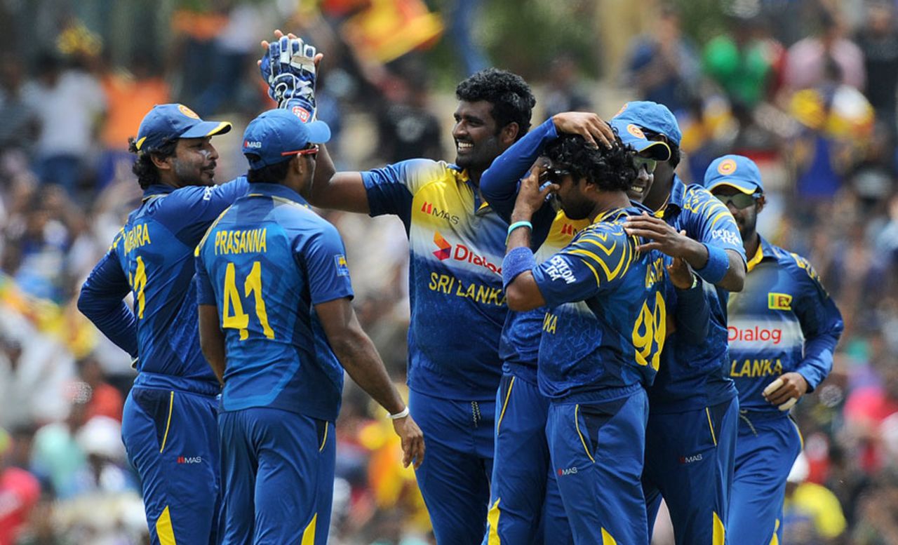 Thisara Perera ran through Pakistan's lower middle order, Sri Lanka v Pakistan, 3rd ODI, Dambulla, August 30, 2014