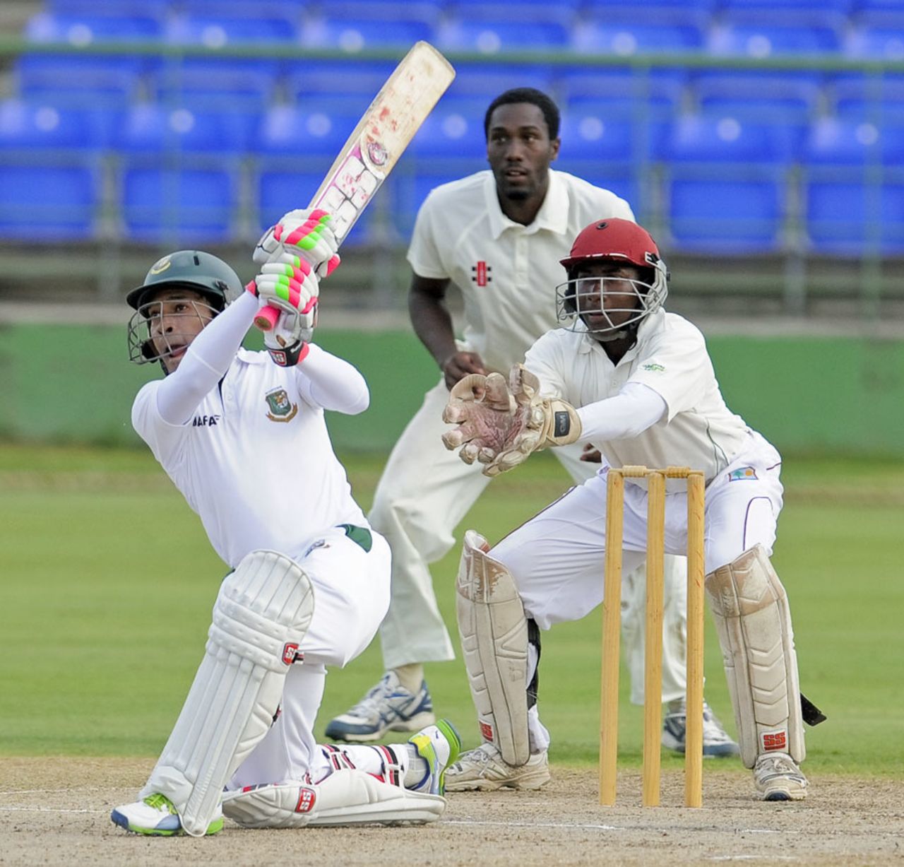 Mushfiqur Rahim hits one over the top, St Kitts & Nevis v Bangladeshis, tour game, 1st day, St Kitts, August 30, 2014