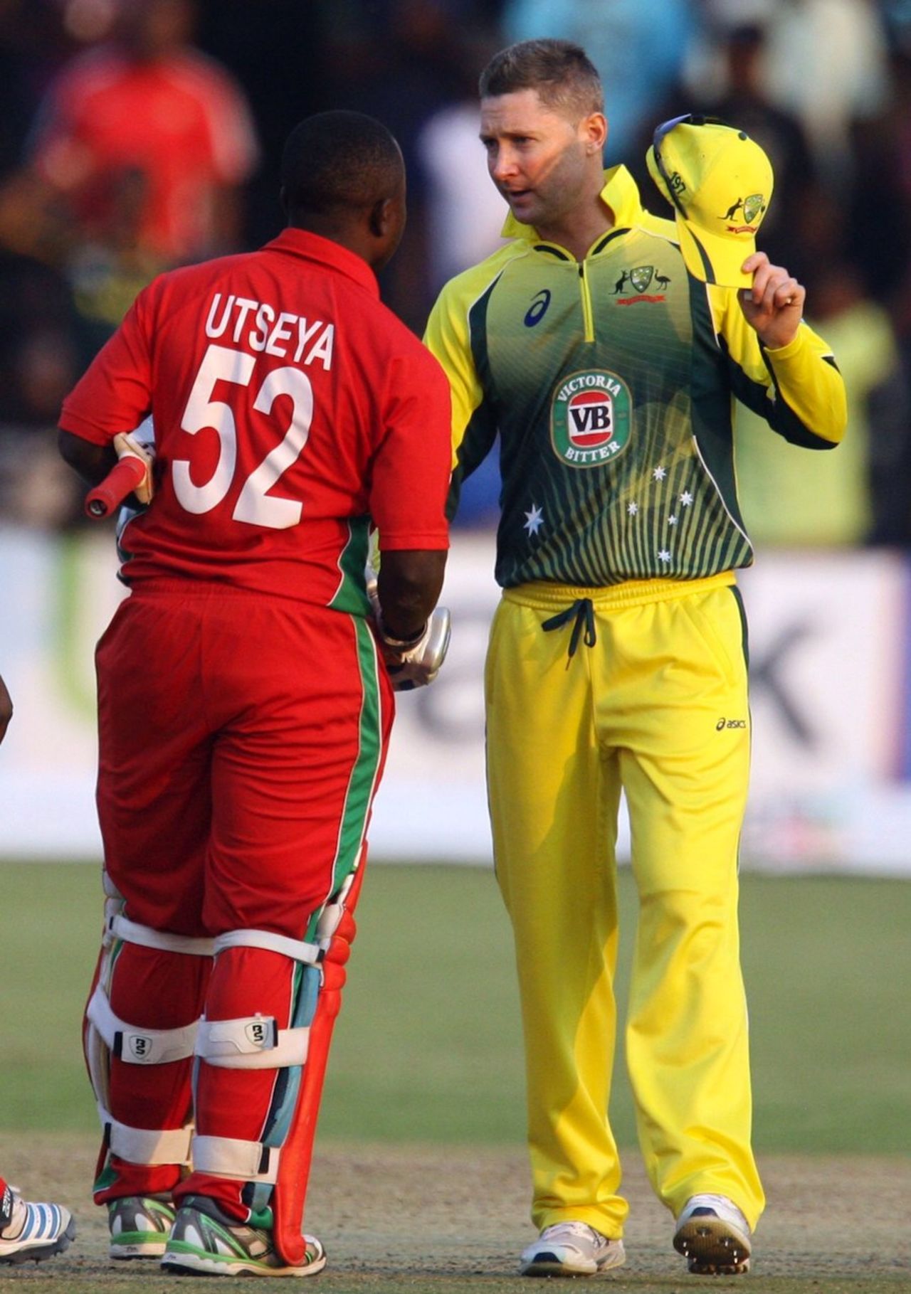 Michael Clarke shakes hands with Prosper Utseya, Zimbabwe v Australia, tri-series, Harare, August 31, 2014