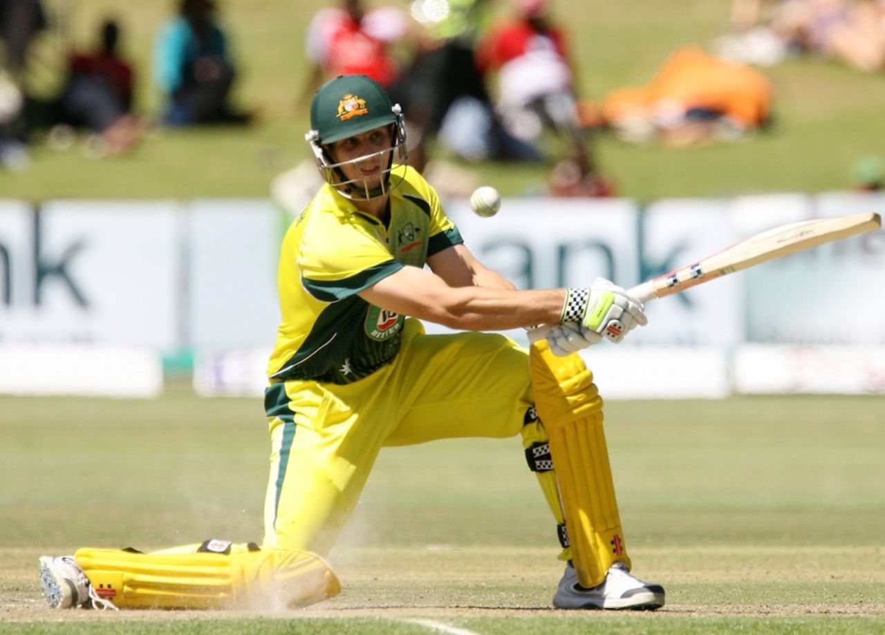 Mitchell Marsh targets the off side, Australia v South Africa, tri-series, Harare, September 2, 2014