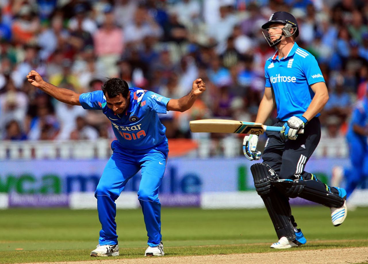 Mohammad Shami trapped Jos Buttler lbw although the decision was harsh, England v India, 4th ODI, Edgbaston, September 2, 2014