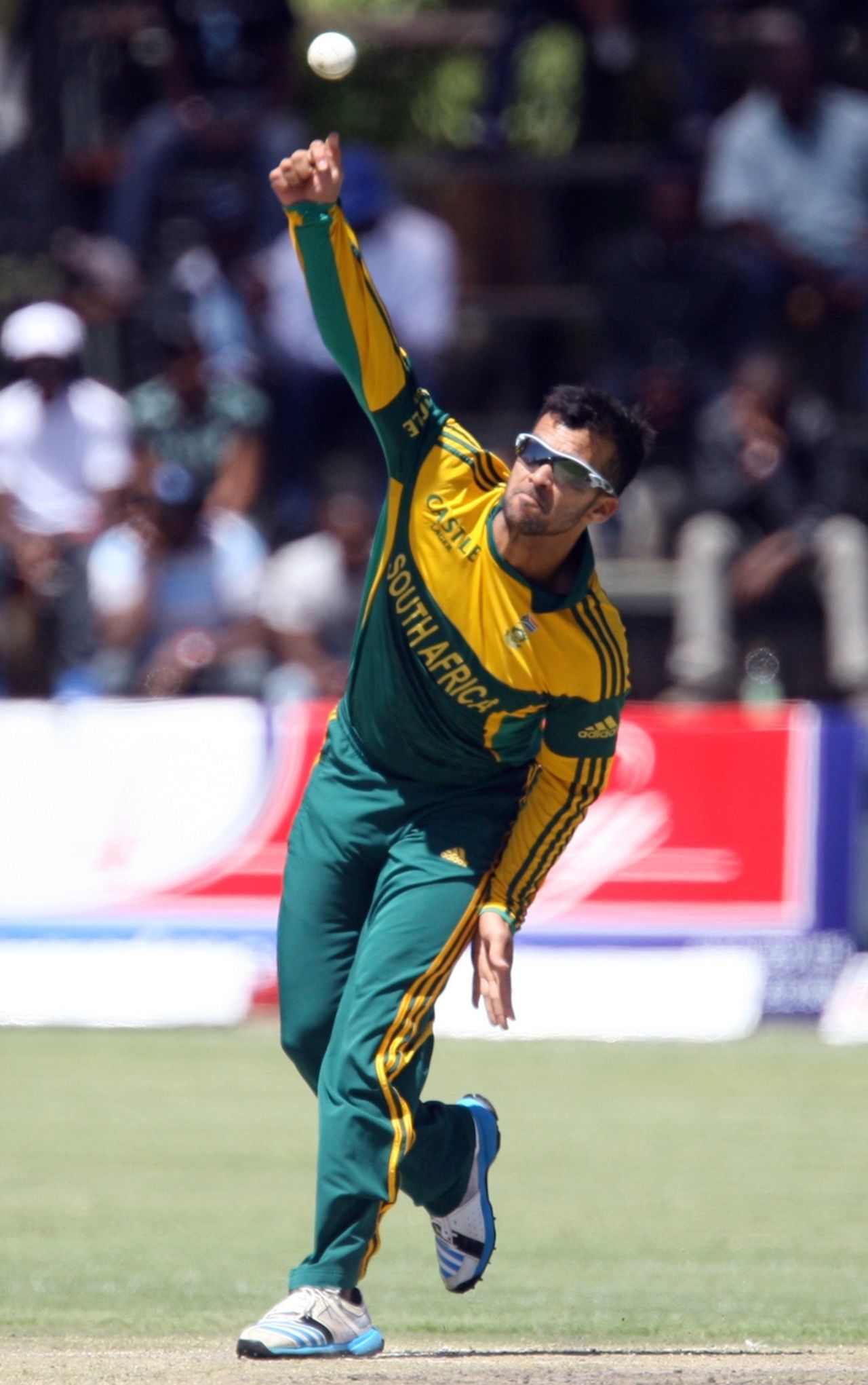JP Duminy opened the bowling with Dale Steyn, Australia v South Africa, tri-series, Harare, September 2, 2014