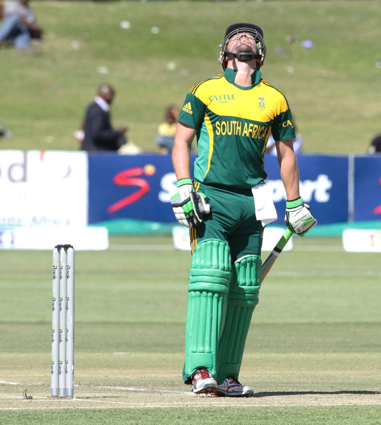 AB de Villiers fell cheaply for 6, Australia v South Africa, tri-series, Harare, September 2, 2014