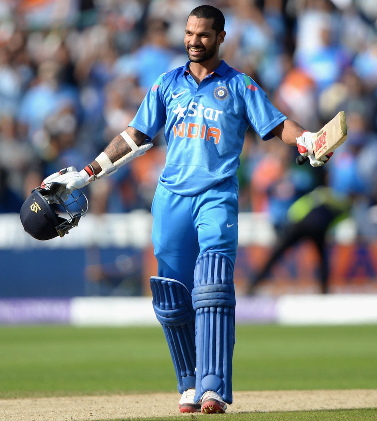 Shikhar Dhawan sealed India's win with a six, England v India, 4th ODI, Edgbaston, September 2, 2014