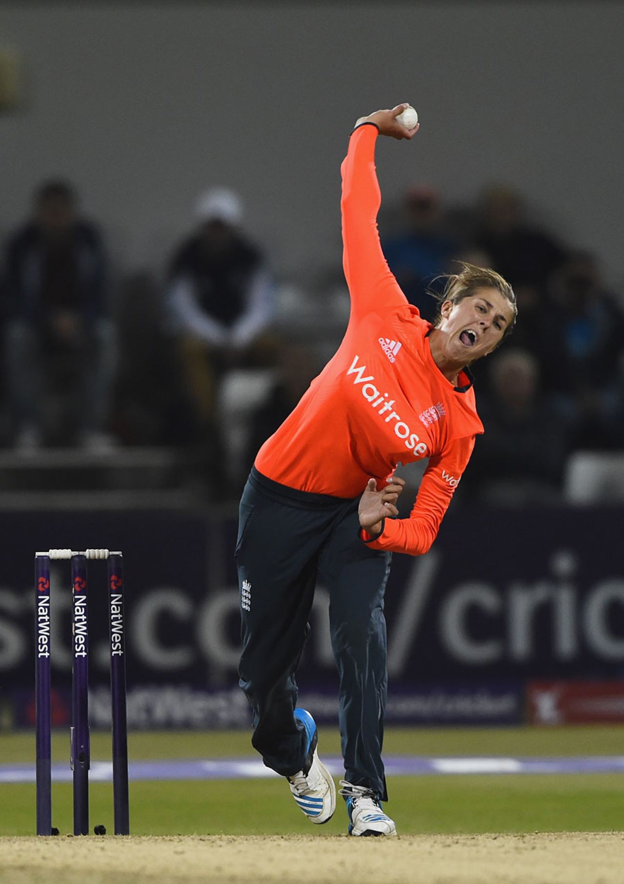 Jenny Gunn claimed three wickets, England v South Africa, 2nd women's T20, Wantage Road, September 3, 2014
