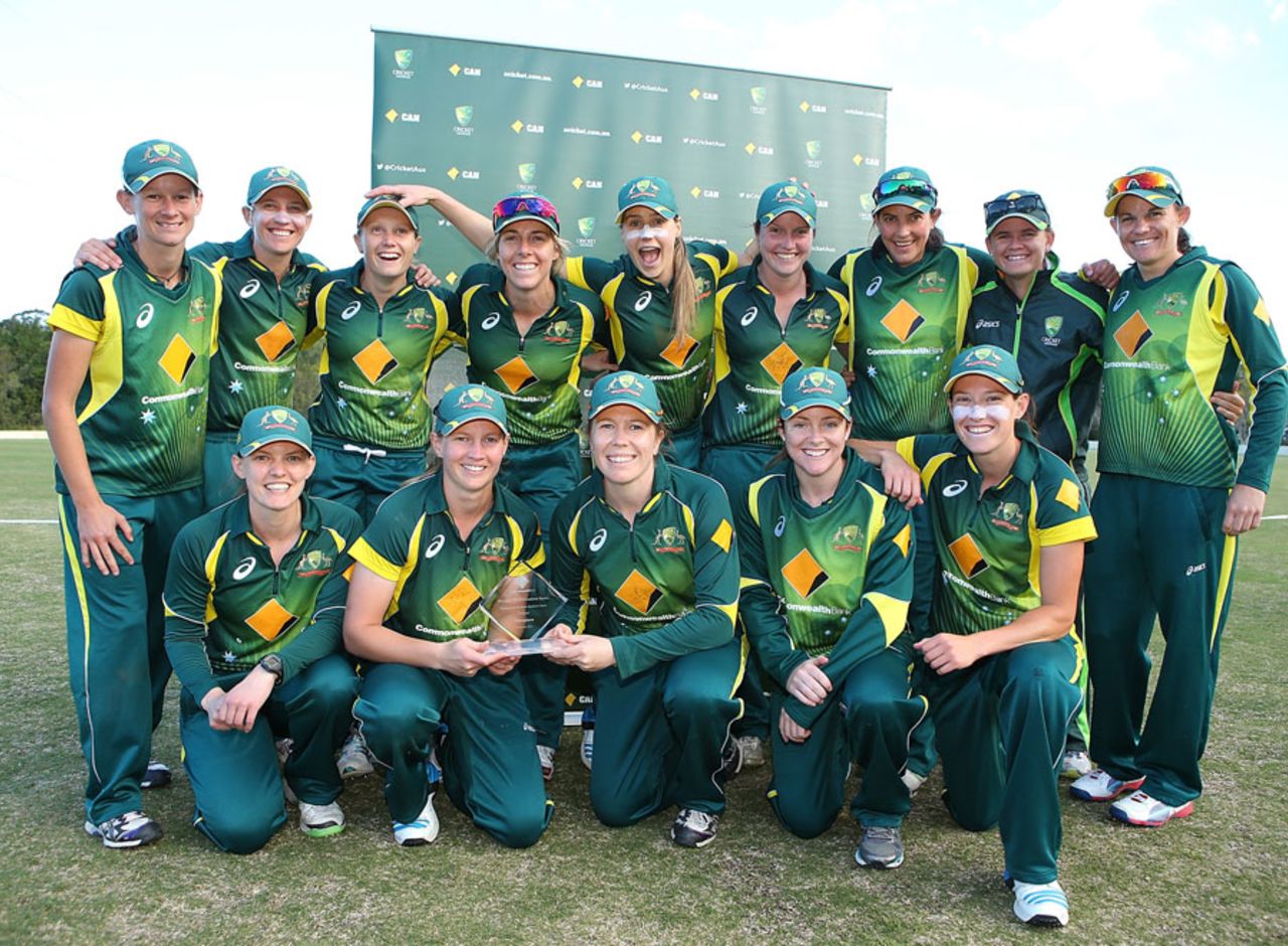 The Australia Women's team celebrate their 4-0 series win, Australia v Pakistan, 4th women's T20, Gold Coast, September 5, 2014