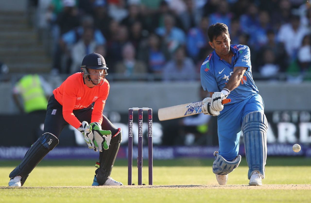MS Dhoni saw the chase right down to the wire, England v India, only T20, Edgbaston, September 7, 2014