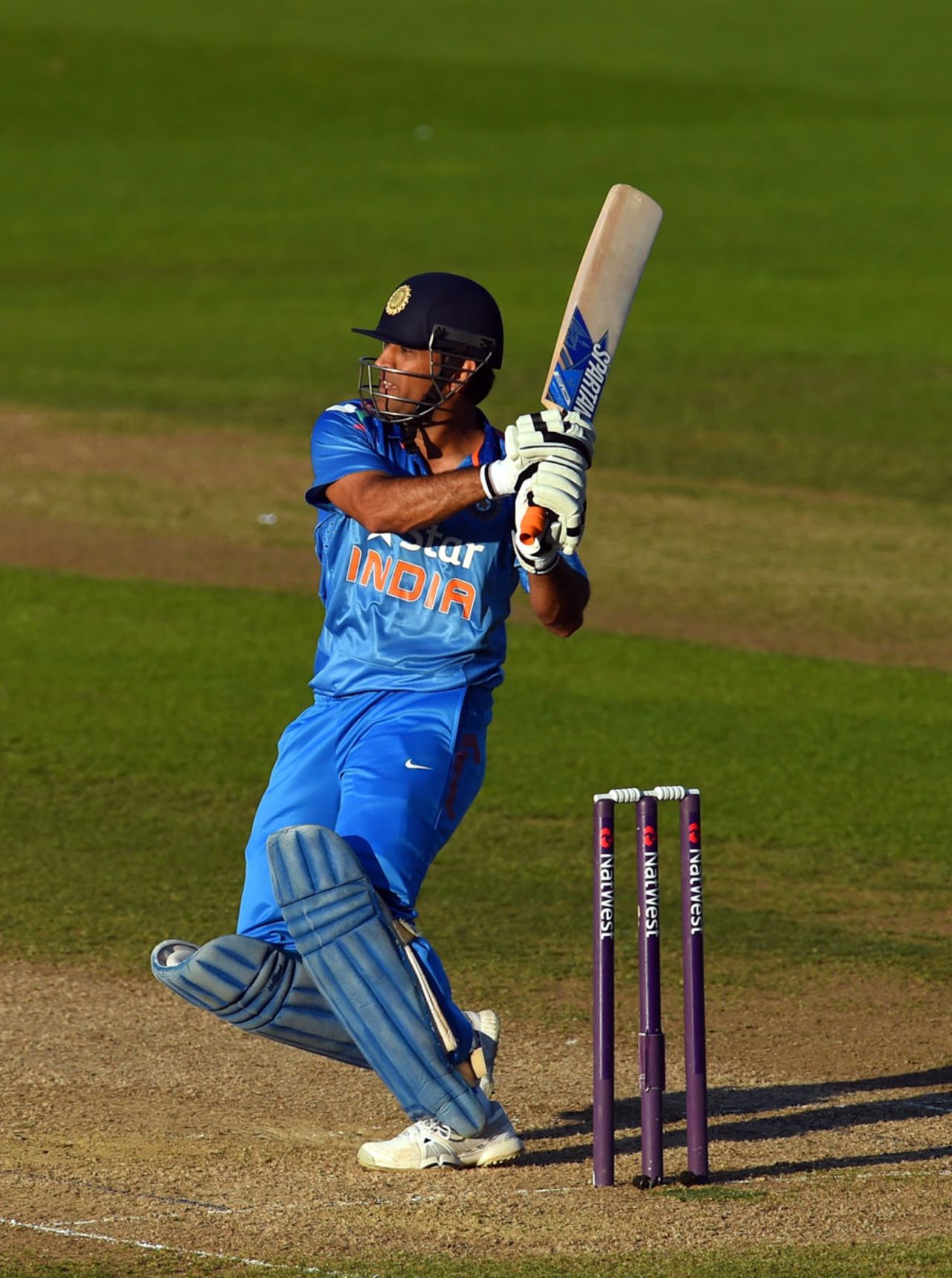 MS Dhoni was unable to drag India over the line, England v India, only T20, Edgbaston, September 7, 2014