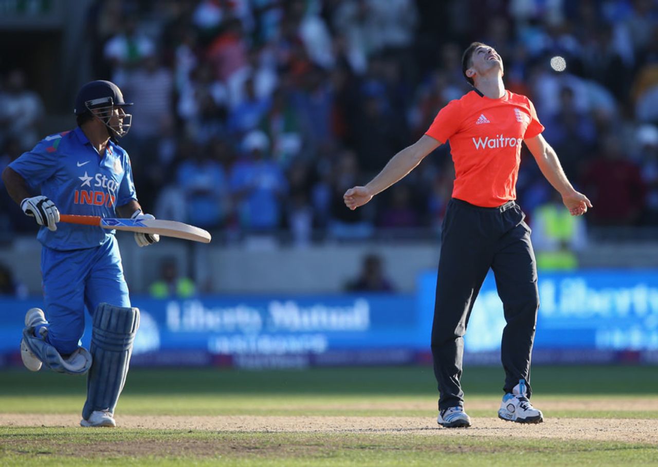 Chris Woakes managed to hold off MS Dhoni in the final over, England v India, only T20, Edgbaston, September 7, 2014