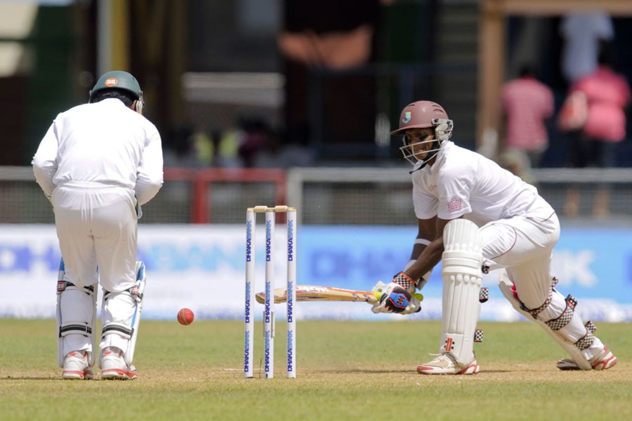 Shivnarine Chanderpaul survived a stumping chance, West Indies v Bangladesh, 1st Test,  St Vincent, 3rd day, September 7, 2014