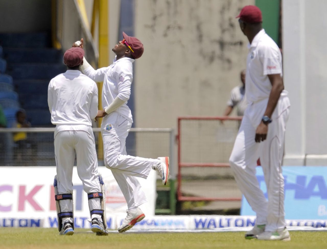 Darren Bravo picked up five catches in the innings, West Indies v Bangladesh, 1st Test, St Vincent, 3rd day, September 7, 2014