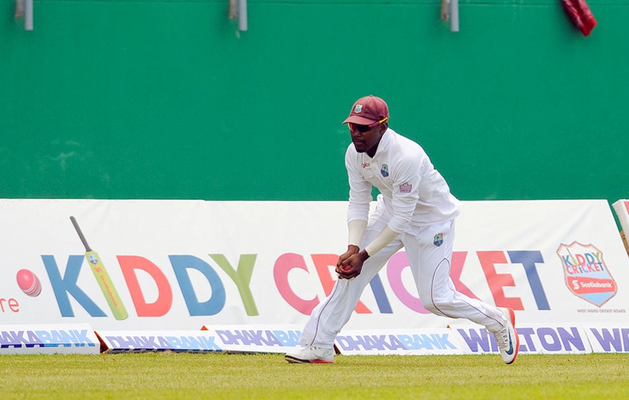 Darren Bravo catches Mushfiqur Rahim on the leg-side boundary, West Indies v Bangladesh, 1st Test, St. Vincent, 5th day, September 9, 2014