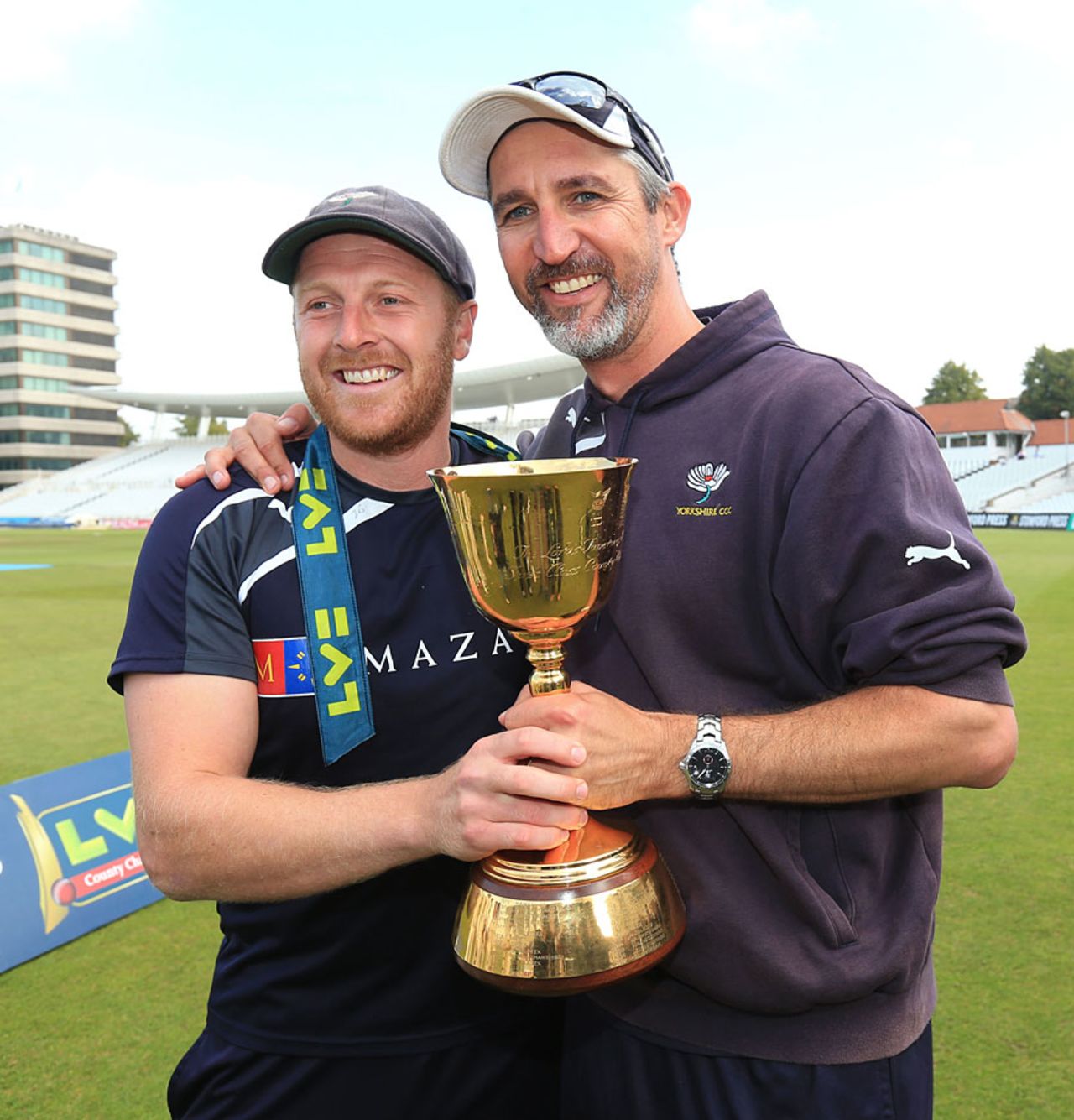 Andrew Gale and Jason Gillespie the the precious prize, Nottinghamshire v Yorkshire, County Championship, Division One, Trent Bridge, September 12, 2014