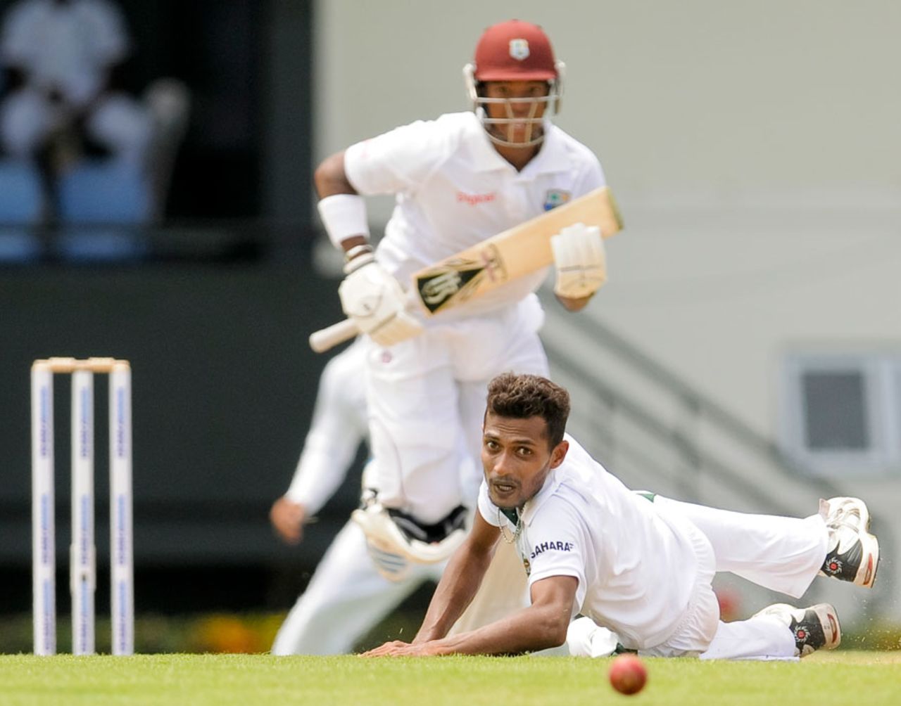 Shafiul Islam looks on forlornly at the ball, West Indies v Bangladesh, 2nd Test, St. Lucia, 1st day, September 13, 2014