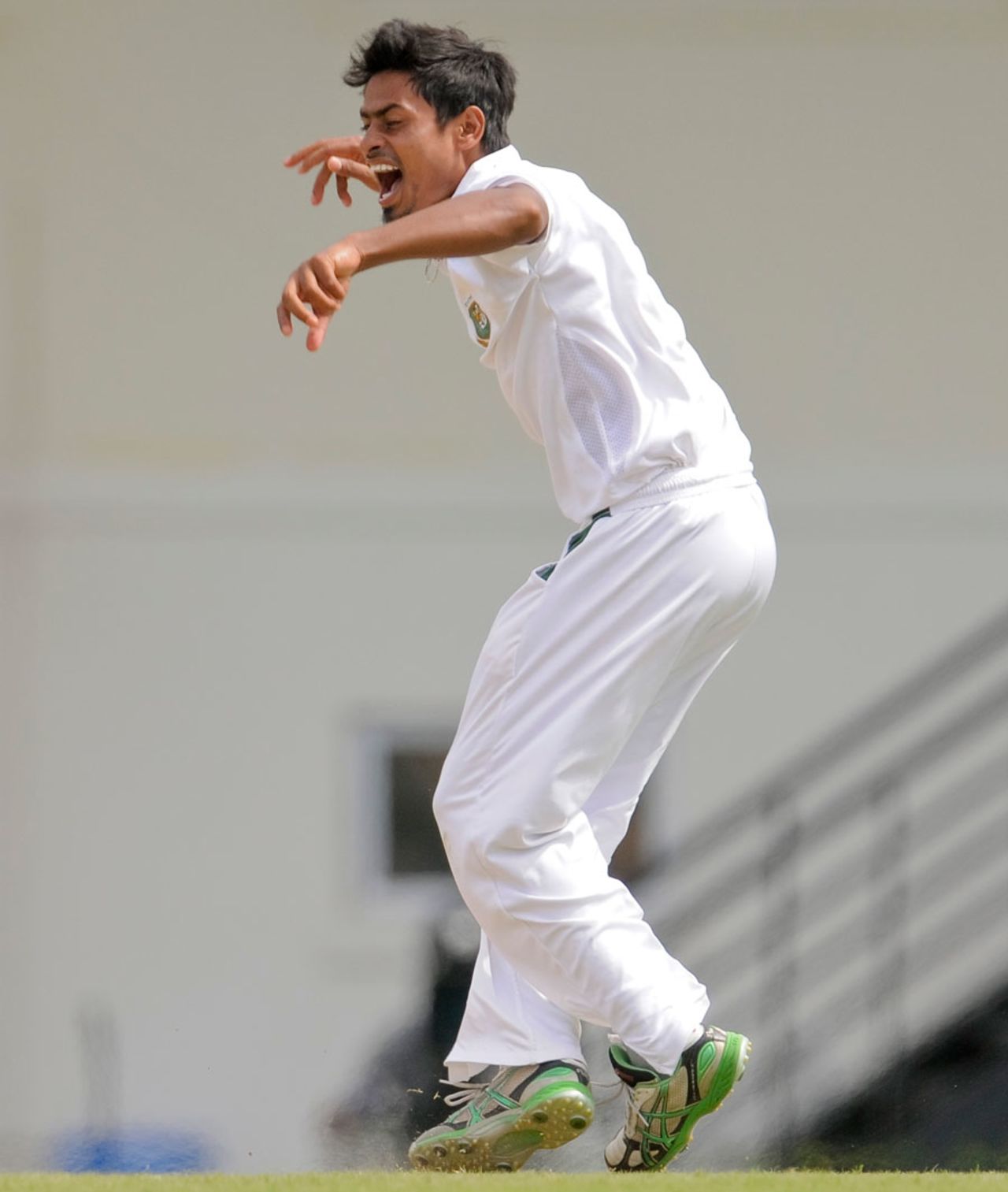 Taijul Islam celebrates a wicket, West Indies v Bangladesh, 2nd Test, St. Lucia, 1st day, September 13, 2014