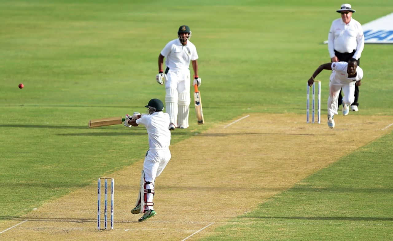 Taijul slices a catch away to third man off Kemar Roach, West Indies v Bangladesh, 2nd Test, St. Lucia, 2nd day, September 14, 2014
