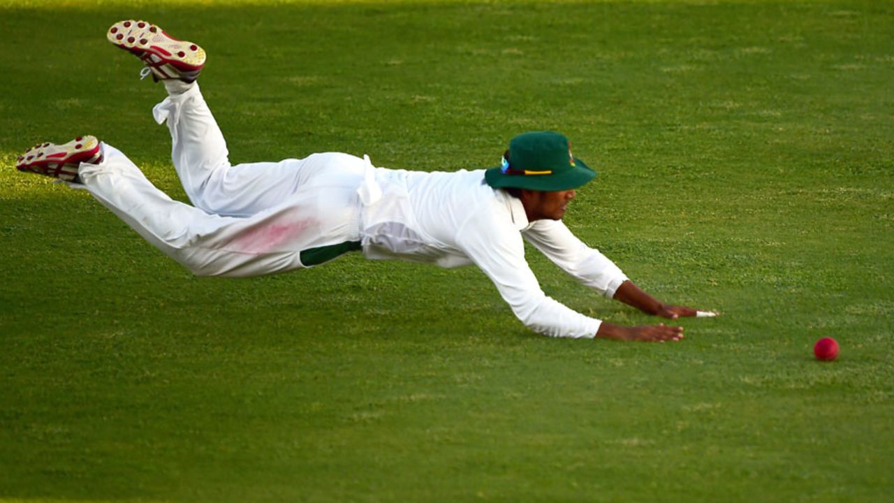 Anamul Haque dives to stop a boundary, West Indies v Bangladesh, 2nd Test, St. Lucia, 3rd day, September 15, 2014