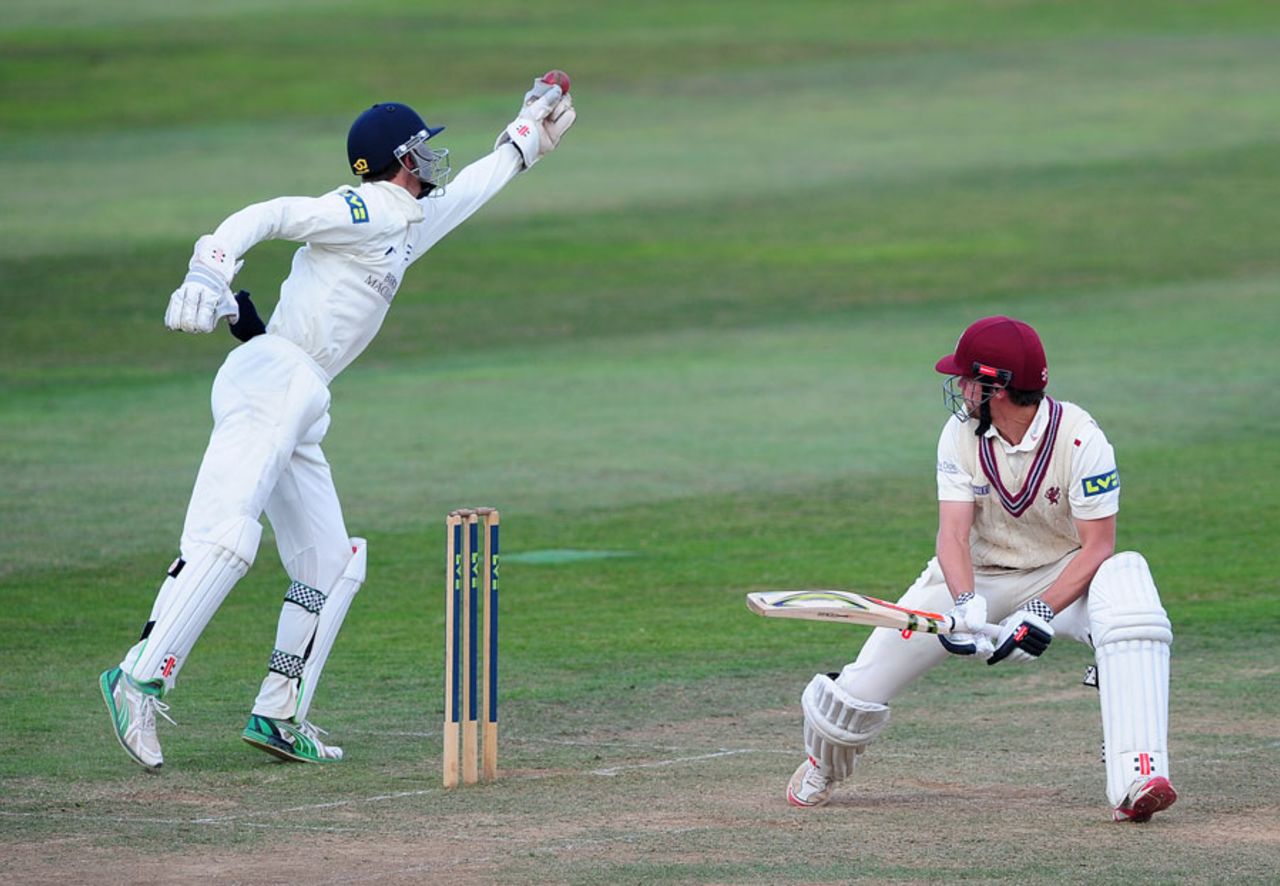 John Simpson caught James Hildreth attempting to reverse sweep, Somerset v Middlesex, County Championship, Division One, Taunton, 2nd day, September 16, 2014