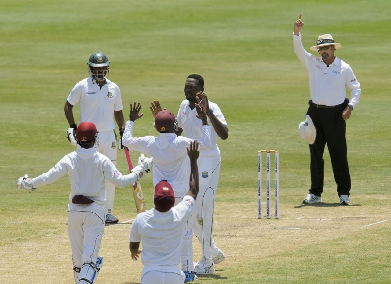 Sulieman Benn struck in his second over, West Indies v Bangladesh, 2nd Test, St. Lucia, 4th day, September 16, 2014