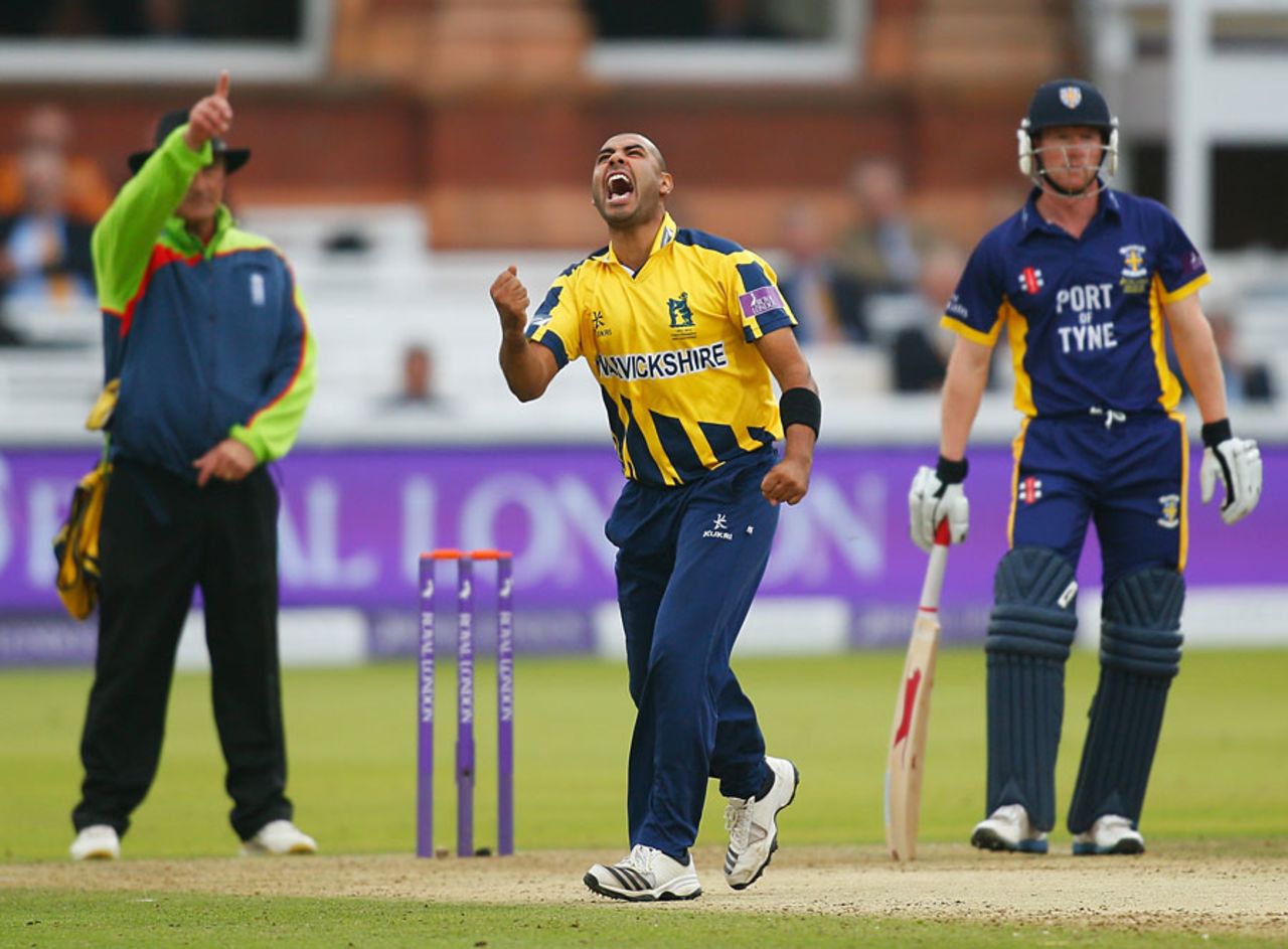 Jeetan Patel produced a masterful spell, Durham v Warwickshire, Royal London Cup final, Lord's, September 20, 2014