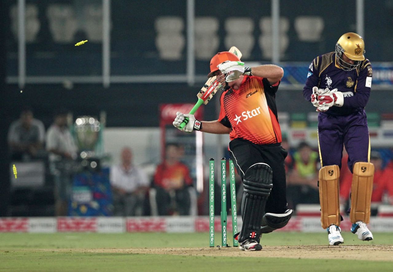 Craig Simmons was stumped for 39, Kolkata Knight Riders v Perth Scorchers, CLT20, Group A, Hyderabad, September 24, 2014