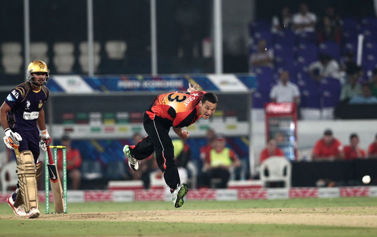 Nathan Coulter-Nile took 2 for 41, Kolkata Knight Riders v Perth Scorchers, CLT20, Group A, Hyderabad, September 24, 2014