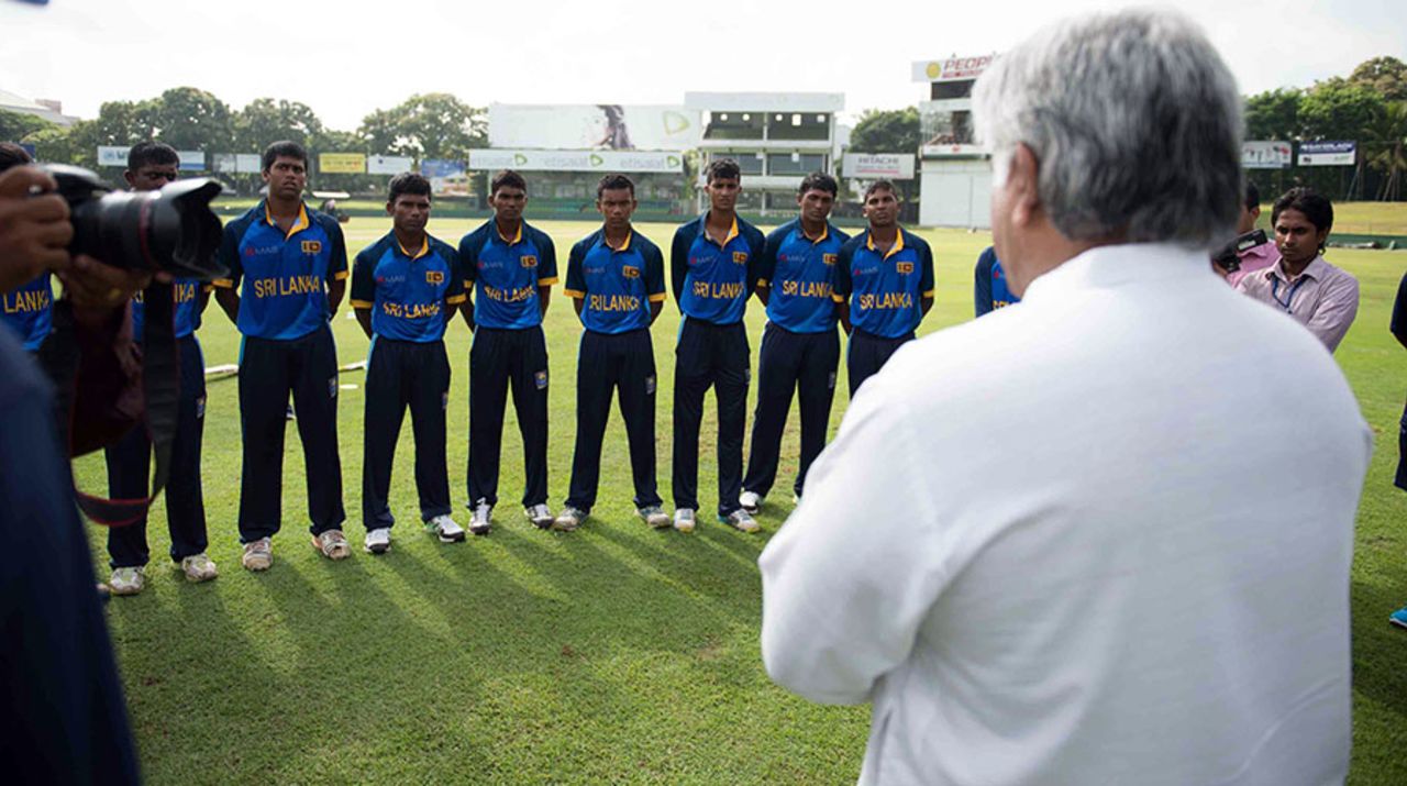 Arjuna Ranatunga speaks to the Sri Lanka U-19 players ahead of the game, Sri Lanka U-19 v Australia U-19, 1st Youth ODI, Colombo, September 25, 2014