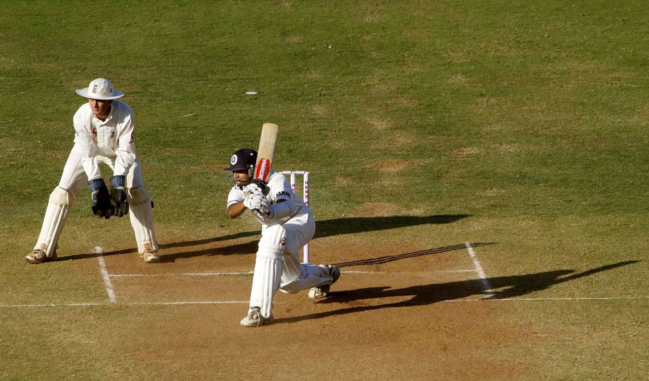 Rahul Dravid drives, India v England, 2nd Test, Ahmedabad, 5th day, December 15, 2001