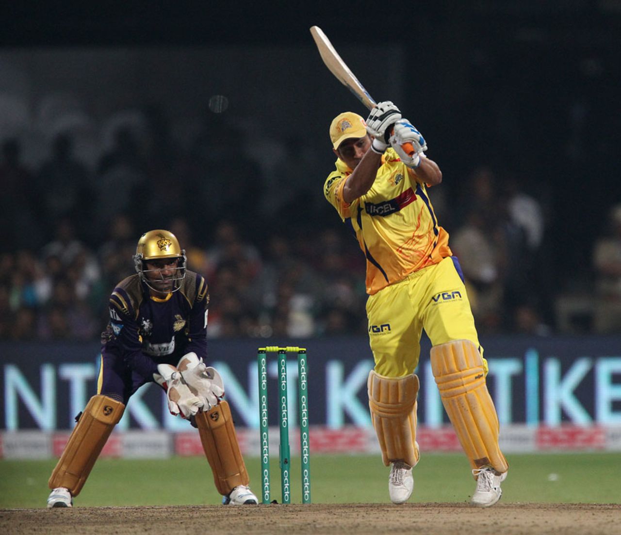 Not for the first time, MS Dhoni sealed a title with a six, Chennai Super Kings v Kolkata Knight Riders, Final, CLT20, Bangalore, October 4, 2014