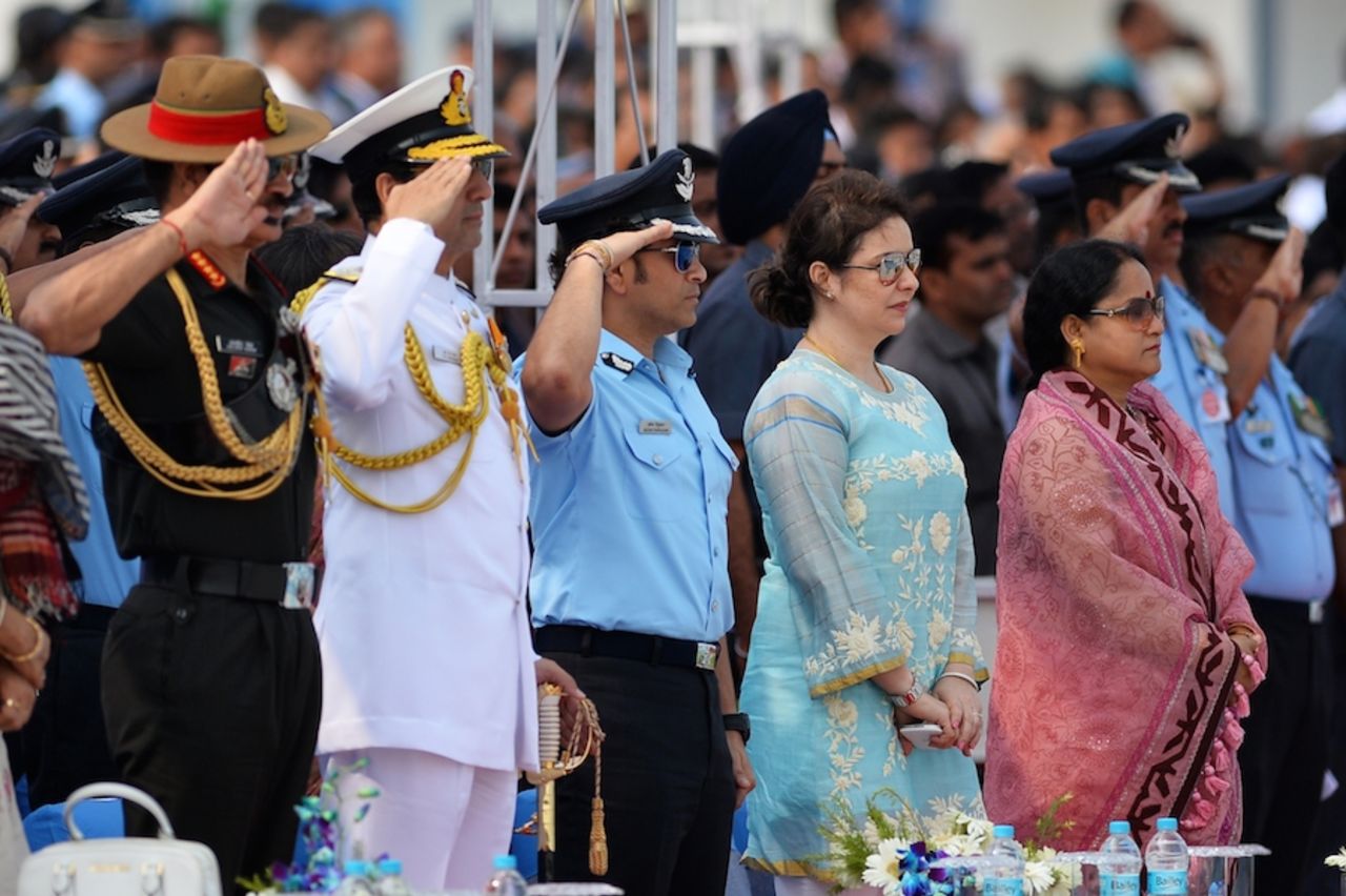 Sachin Tendulkar salutes during an Indian Air Force parade, Ghaziabad, October 8, 2014