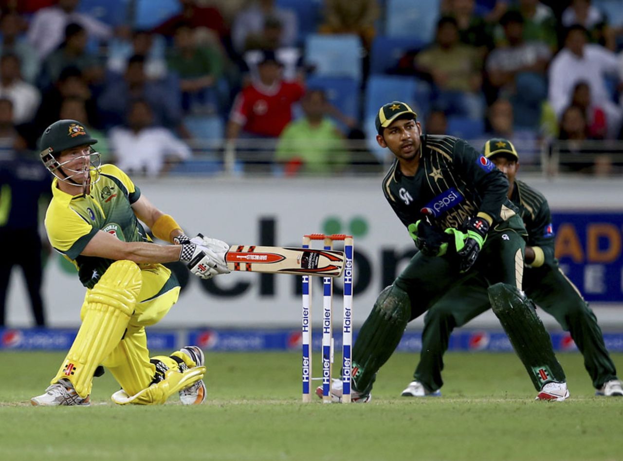George Bailey sweeps during his 28, Pakistan v Australia, 2nd ODI, Dubai, October 10, 2014