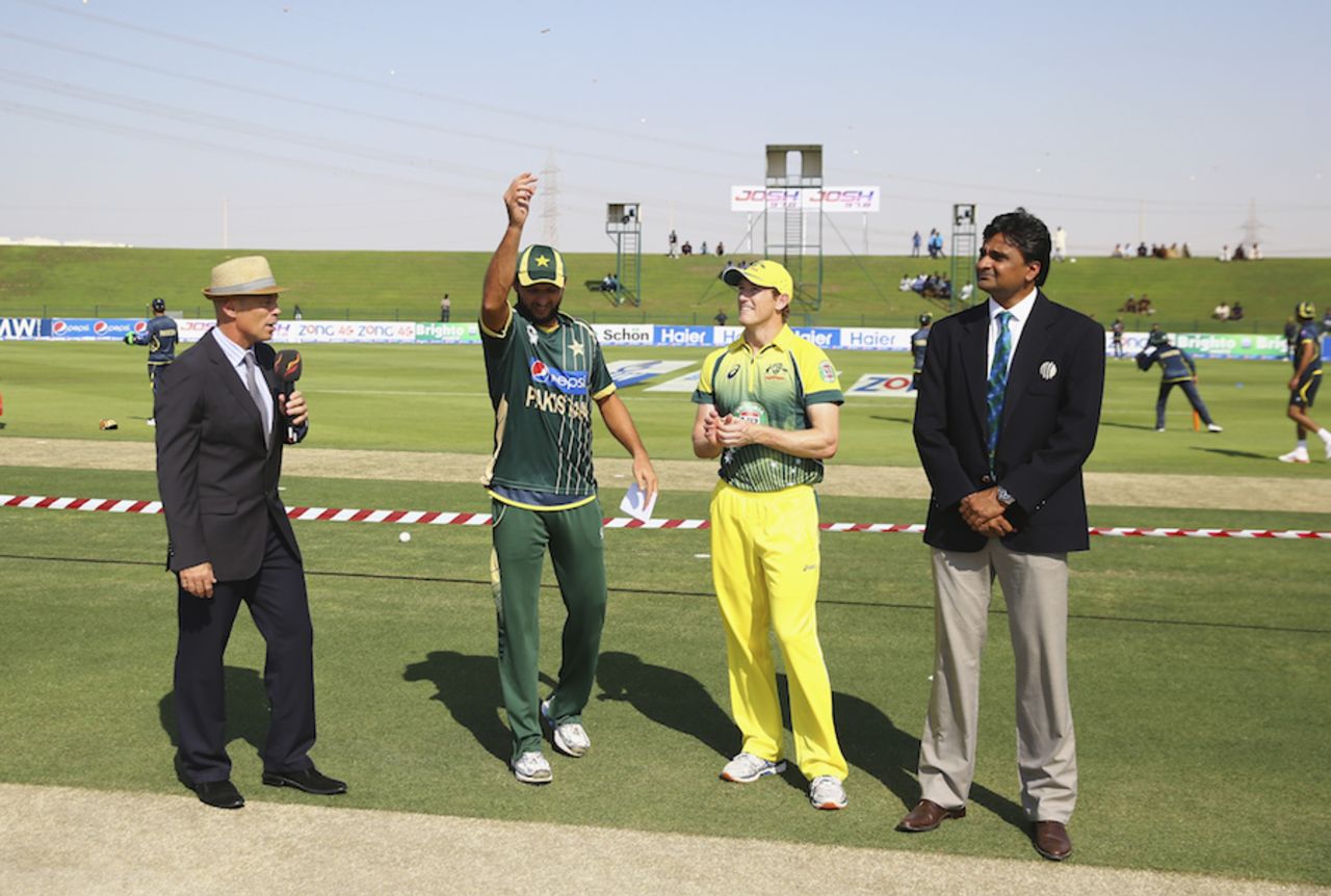 Shahid Afridi replaced Misbah-ul-Haq as captain for the third ODI, Pakistan v Australia, 3rd ODI, Abu Dhabi, October 12, 2014
