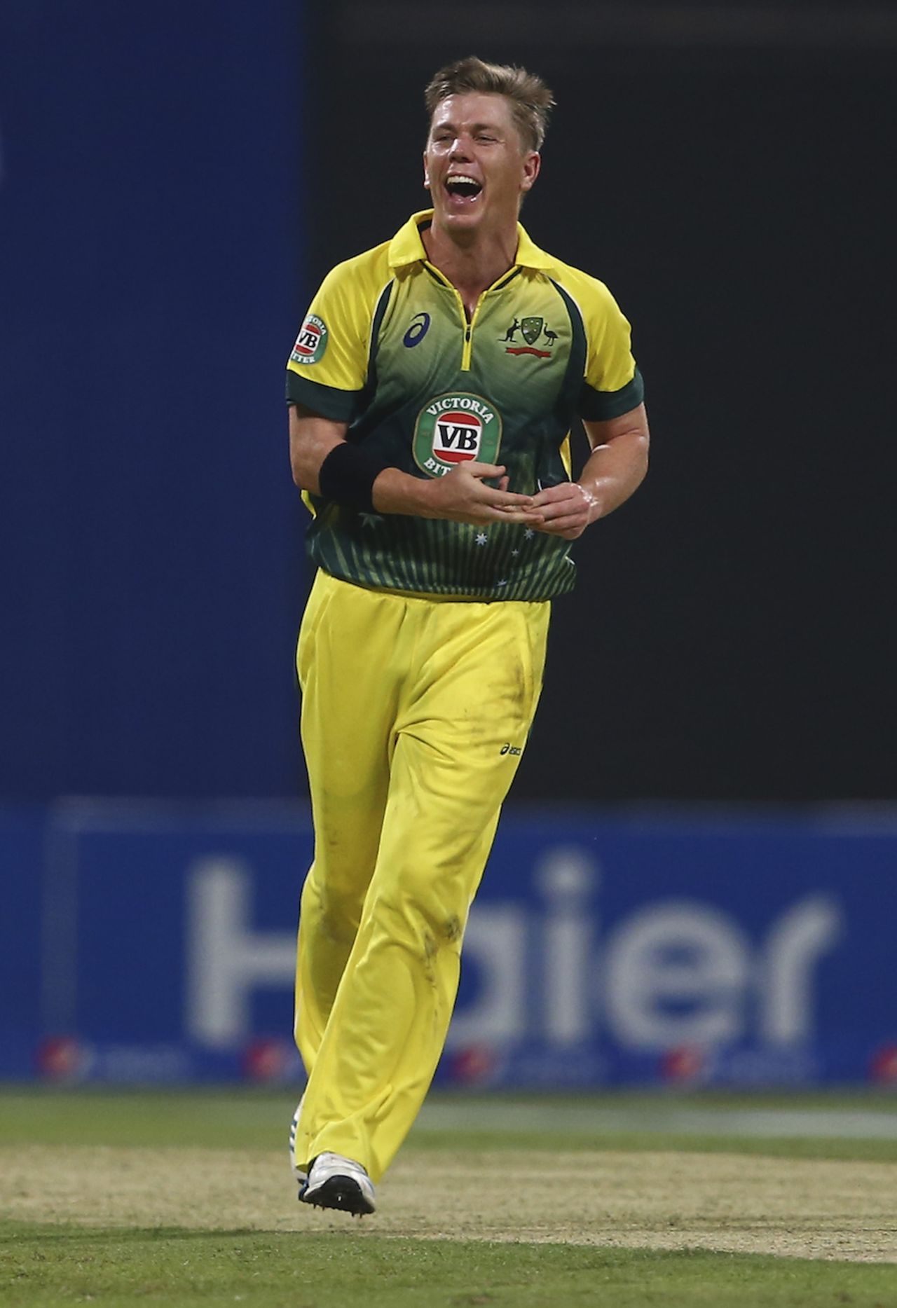 Xavier Doherty is thrilled after taking a wicket, Pakistan v Australia, 3rd ODI, Abu Dhabi, October 12, 2014