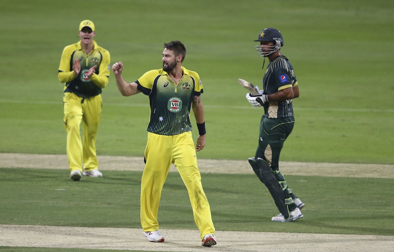 Kane Richardson had Sohaib Maqsood caught in the deep, Pakistan v Australia, 3rd ODI, Abu Dhabi, October 12, 2014