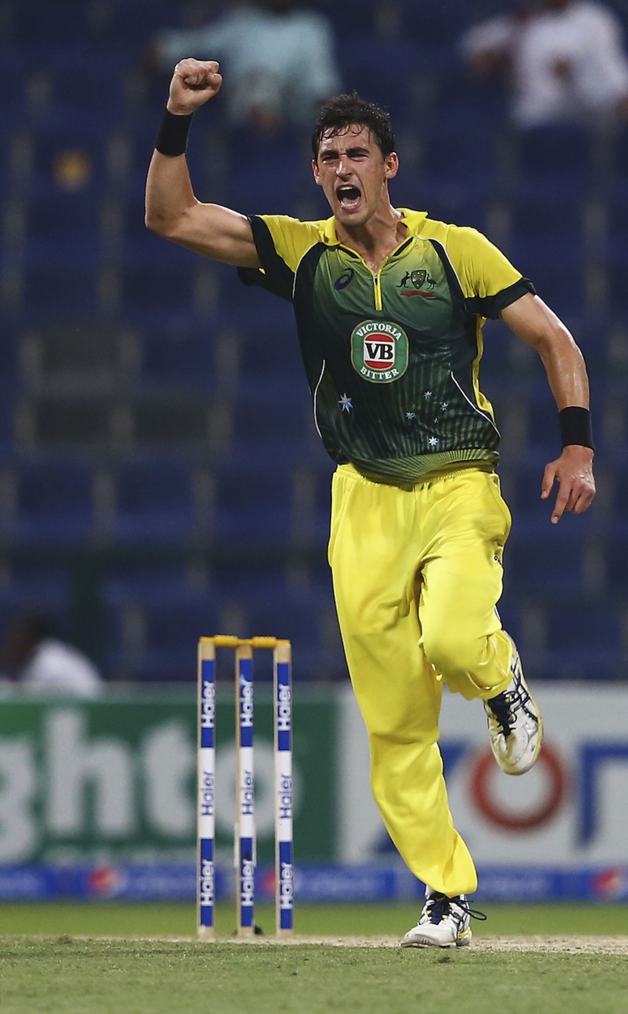 Mitchell Starc is pumped after dismissing Umar Amin, Pakistan v Australia, 3rd ODI, Abu Dhabi, October 12, 2014