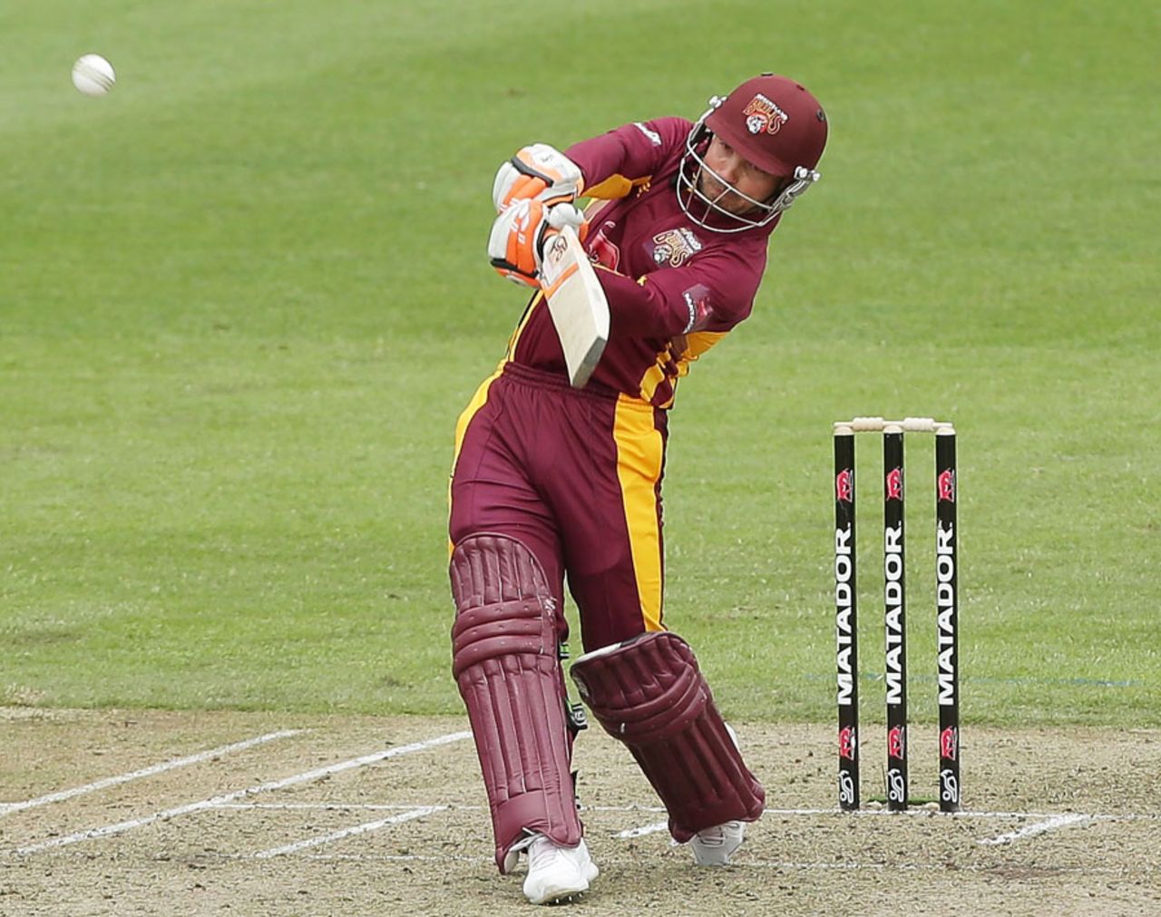 Chris Hartley hit 12 boundaries in his 90, Queensland v Victoria, Matador BBQs One-Day Cup, Sydney, October 14, 2014