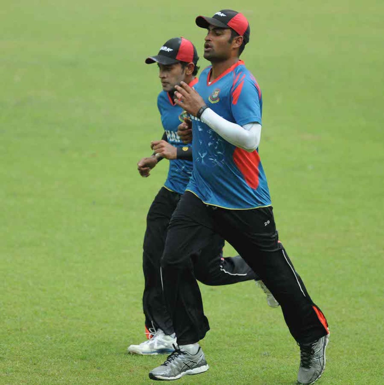 Mushfiqur Rahim and Tamim Iqbal during training, Dhaka, October 20, 2014
