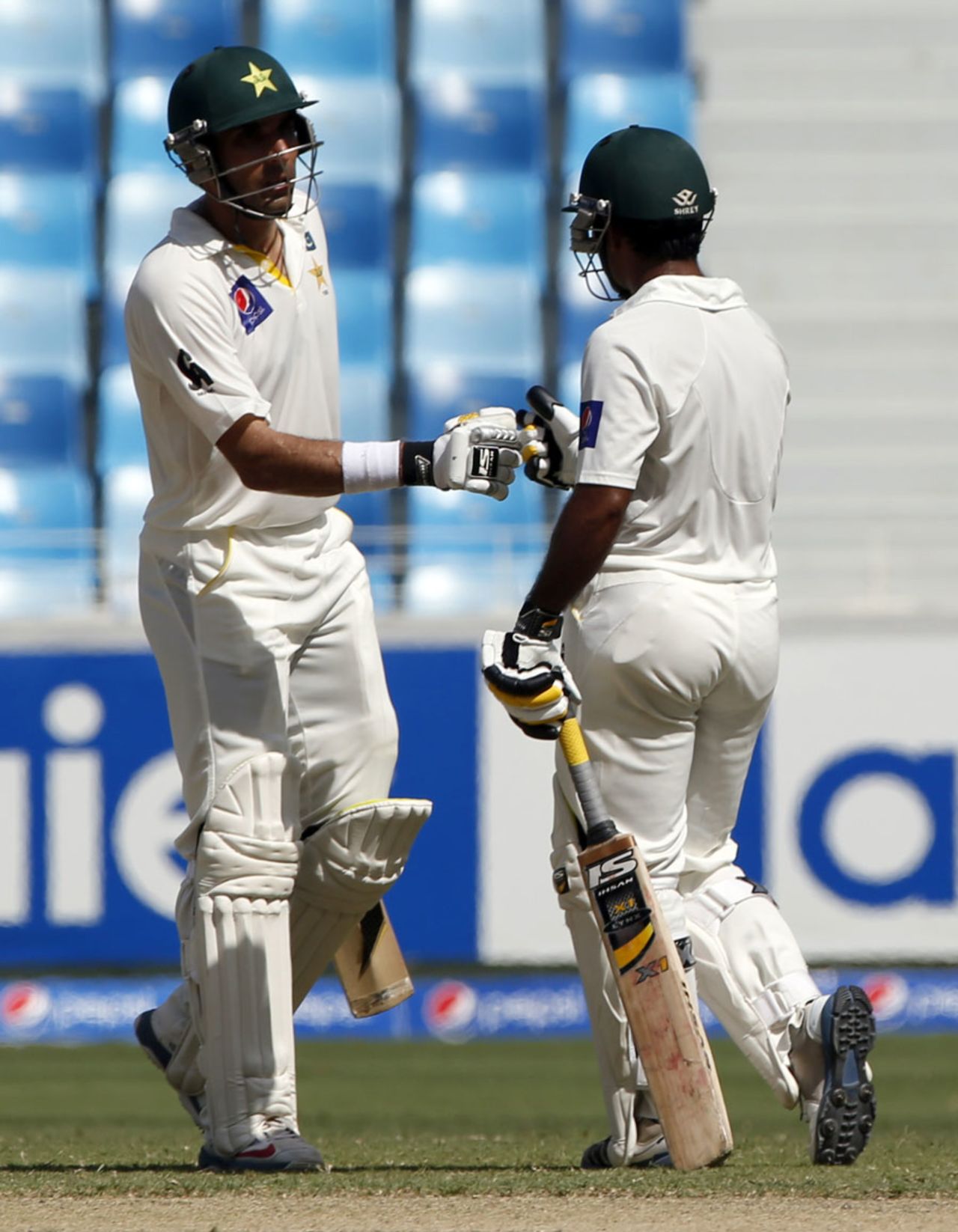 Misbah-ul-Haq and Asad Shafiq added 93 for the fifth wicket, Pakistan v Australia, 1st Test, Dubai, 2nd day, October 23, 2014