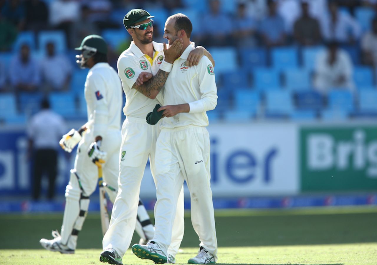 Mitchell Johnson plays around with Nathan Lyon, Pakistan v Australia, 1st Test, Dubai, 2nd day, October 23, 2014