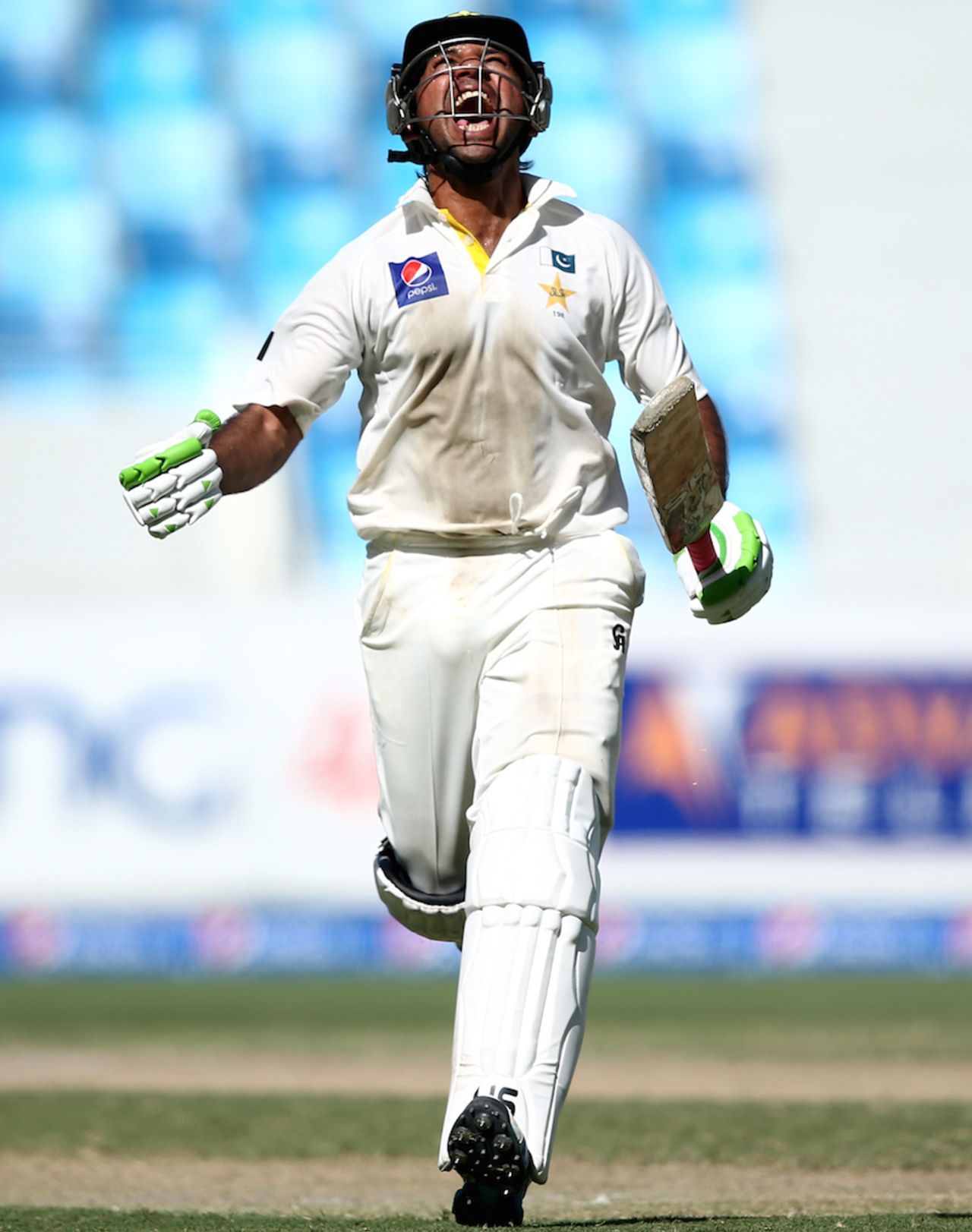 Sarfraz Ahmed exults after his hundred, Pakistan v Australia, 1st Test, Dubai, 2nd day, October 23, 2014