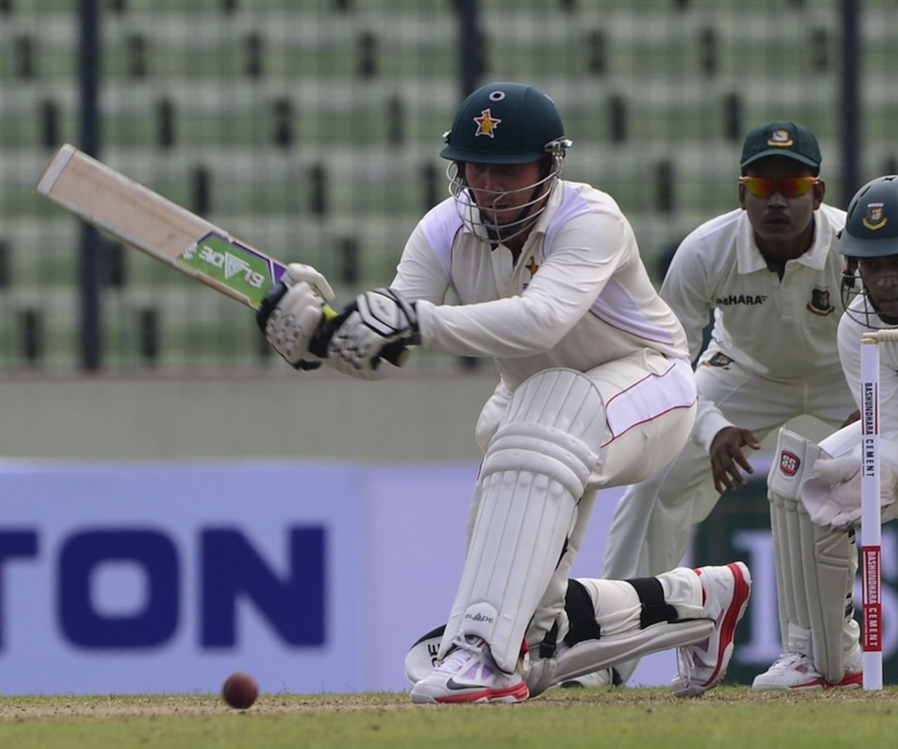 Brendan Taylor lines up to sweep, Bangladesh v Zimbabwe, 1st Test, Mirpur, 1st day, October 25, 2014