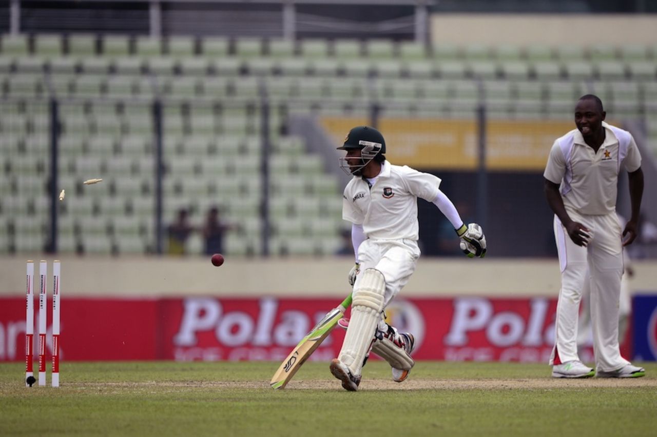 Mominul Haque was run out shortly before lunch, Bangladesh v Zimbabwe, 1st Test, Mirpur, 2nd day, October 26, 2014